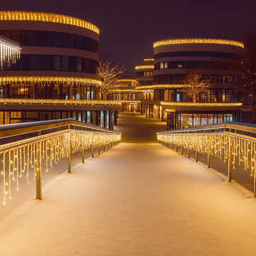 Commercial 2x0.7M Connectable LED Icicle Light - Warm White + Flashing White - White Rubber Cable