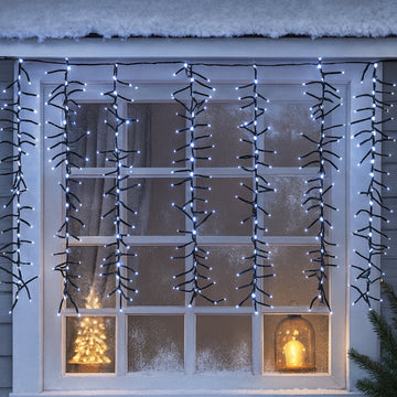 Waterfall Cluster Icicle Lights