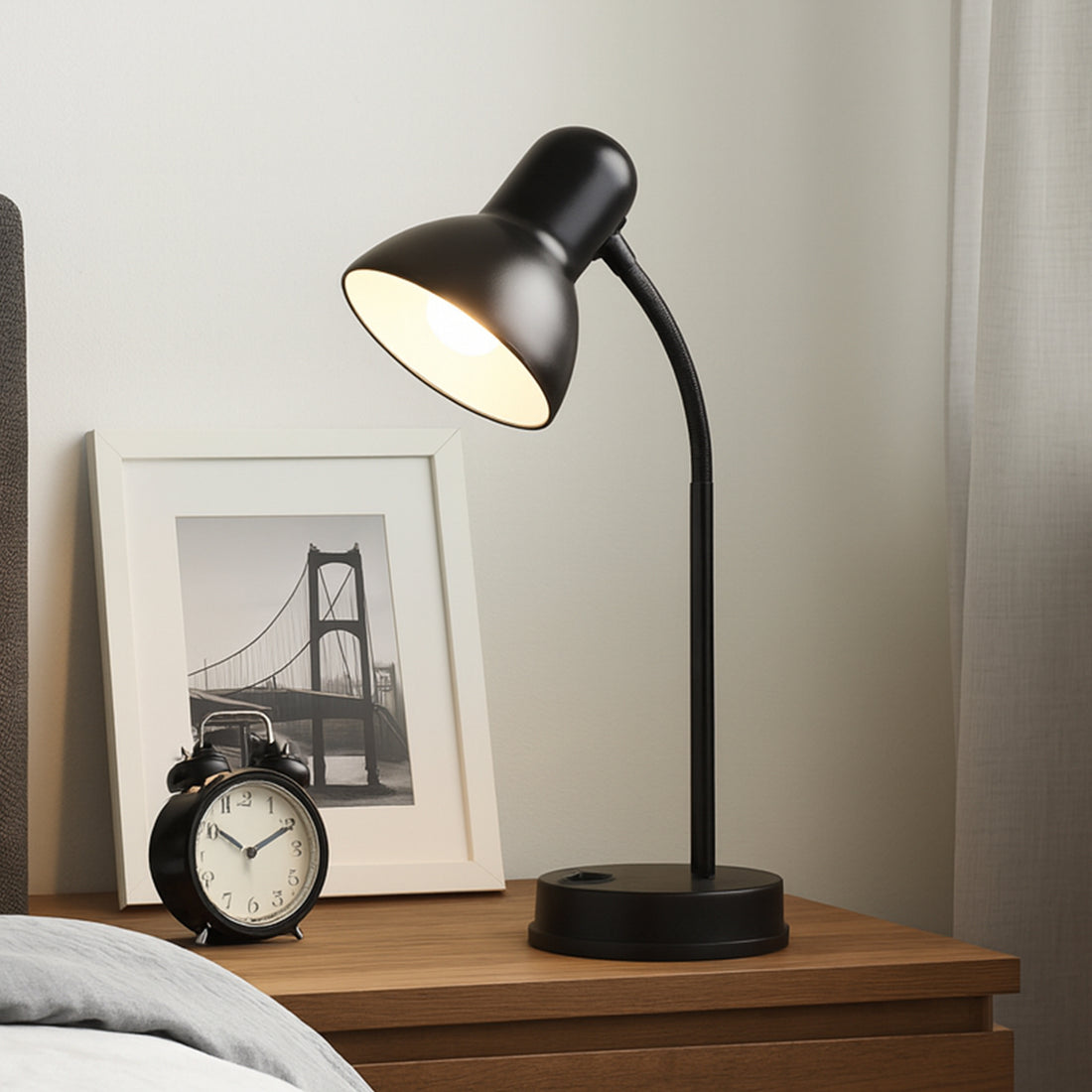 Lewis Table Lamp - Black/Yellow