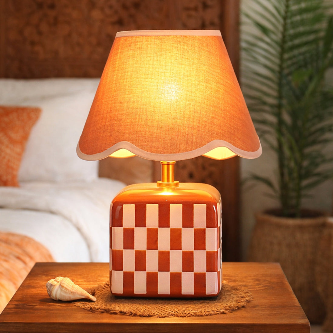 Valentina Ceramic Table Lamp Coral