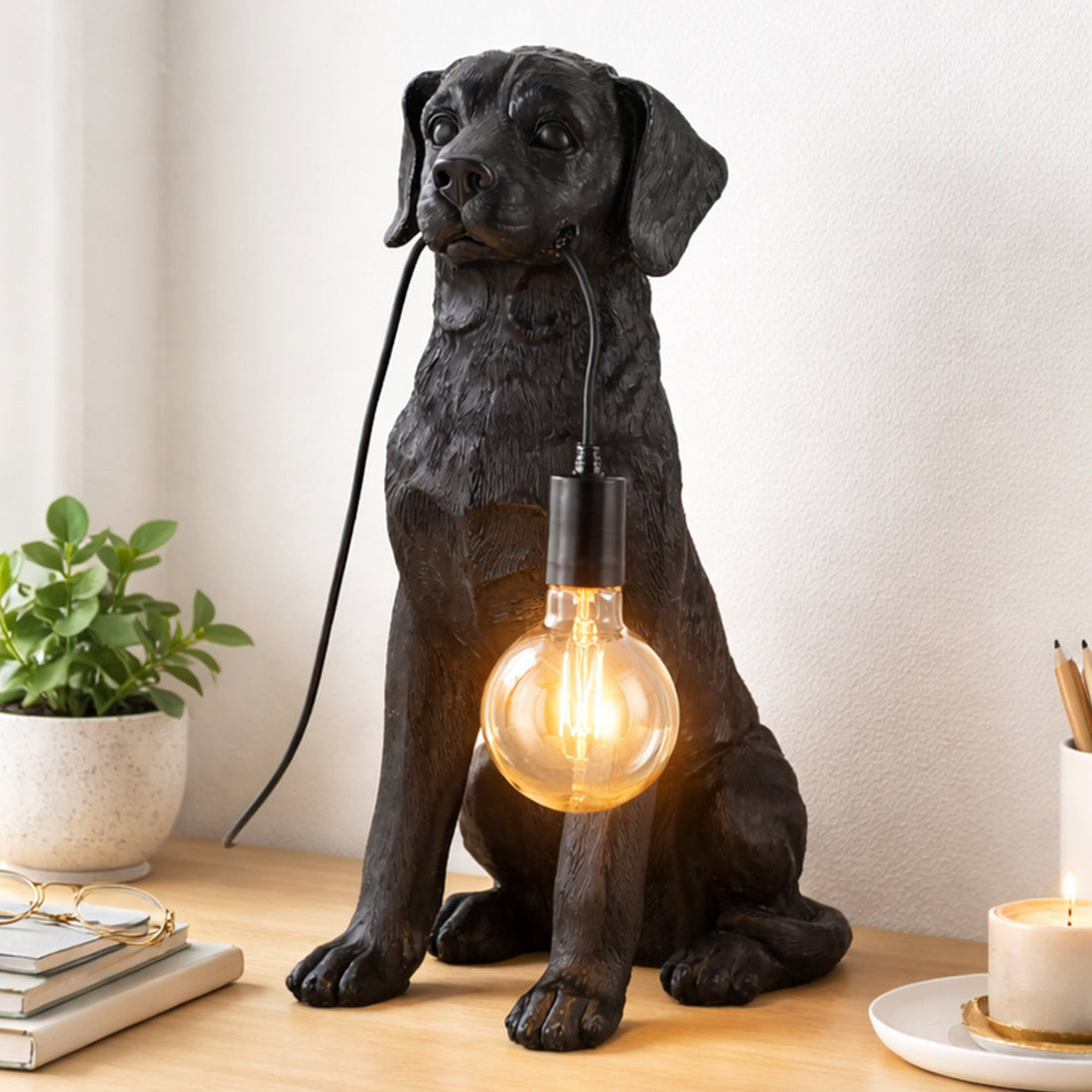 Golden Retriever LED Table Lamp Black