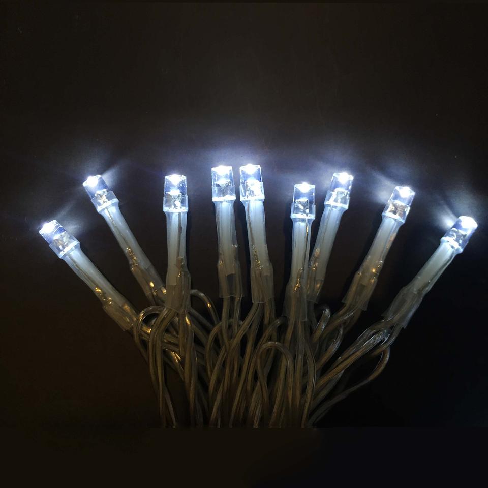 Battery Operated 30 LED String Light Clear Cable -3 Colour Options
