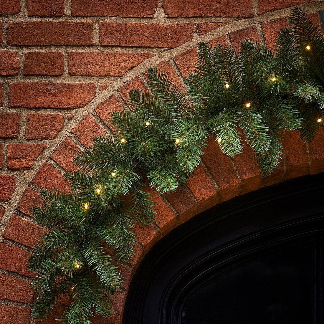 Pre-lit Garland - 2 Size Options