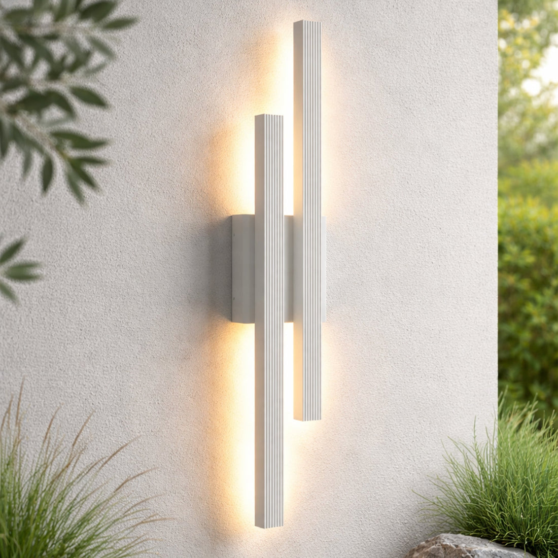 Hera 2lt LED Outdoor Wall Light White