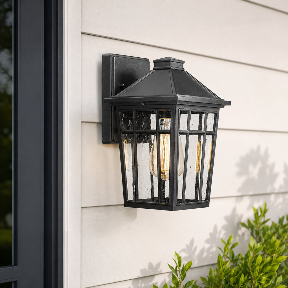 Lucerne Outdoor Wall Light