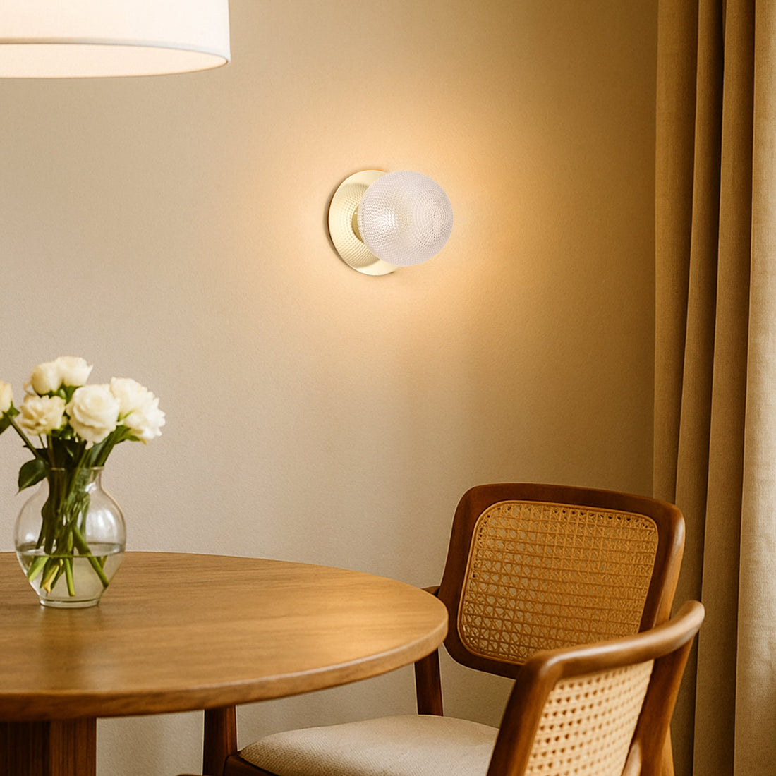 Odessa Diamond Cut Glass LED Wall Light with Gold Base - Warm White/Small