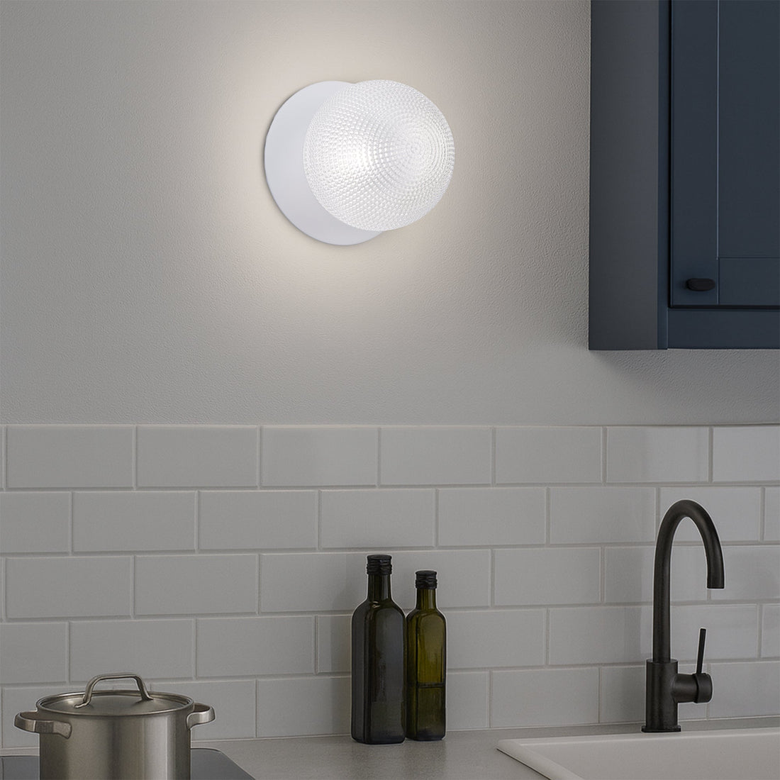 Odessa Diamond Cut Glass LED Wall Light with White Base - White/Small