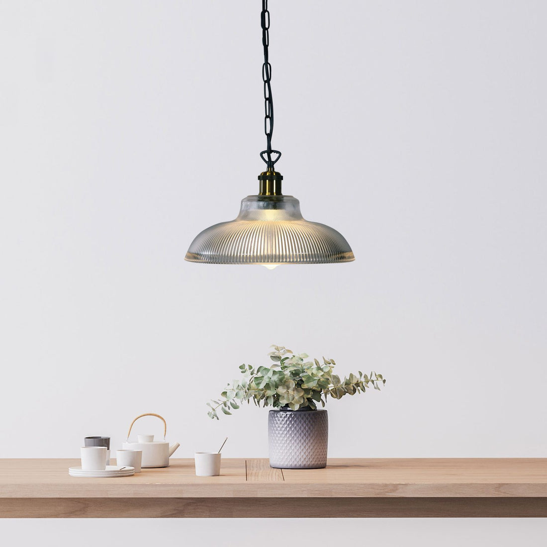 Otter Traditional Ribbed Glass Pendant Light Clear