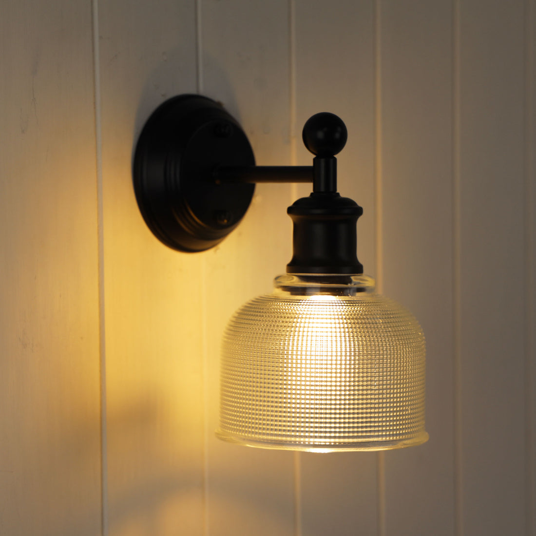 Brighton Wall Light Black/Clear