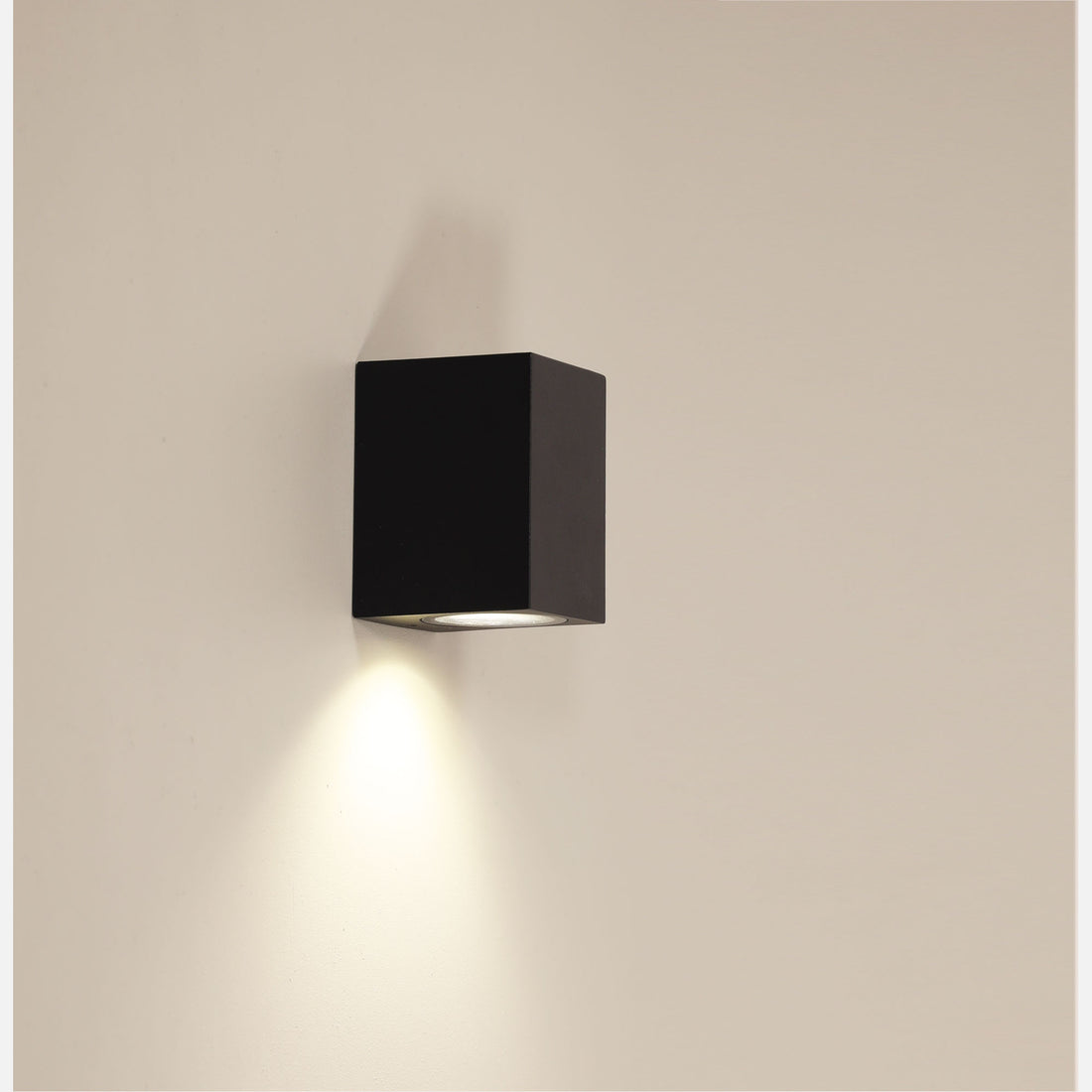 Atlas Outdoor Wall Light Black