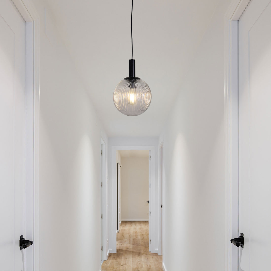 Legarno Single Pendant Light Clear Glass 25cm