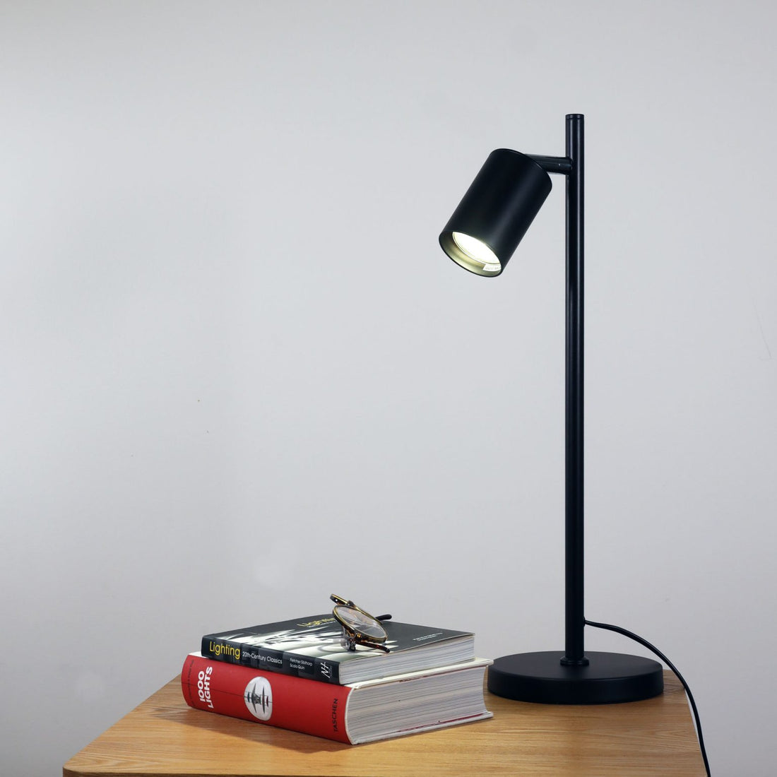 Ponte Desk Table Lamp Black