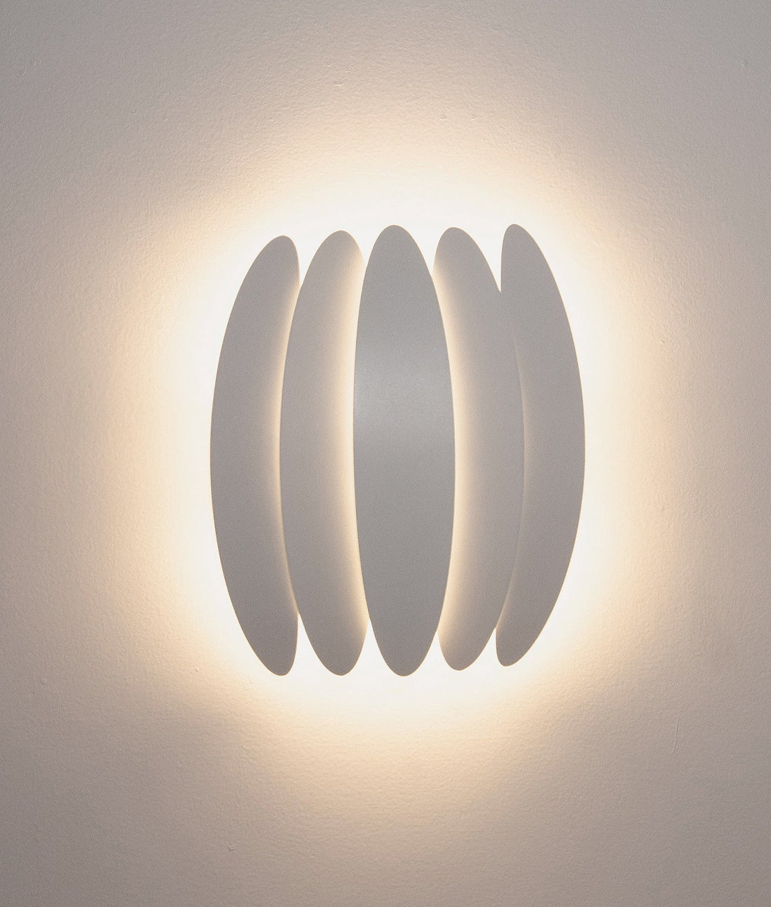 Tijuana City Series Tri-CCT Curved Dimmable Wall Light