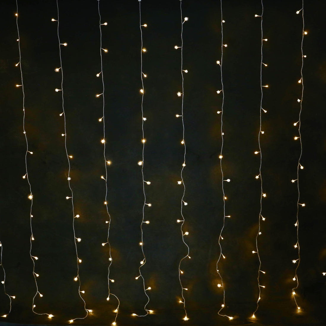 Solar Powered 160 LED Curtain Light - 3 Colour Options