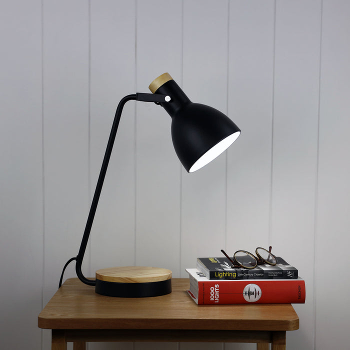 Benny Desk Lamp Black