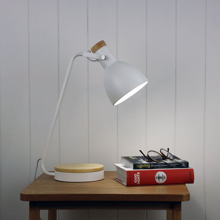 Benny Desk Lamp White